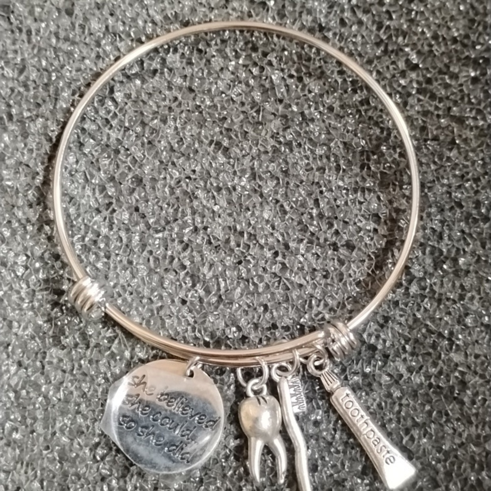 Silver Tone Charm Bracelet with Inspirational Quote - Picture 4 of 4